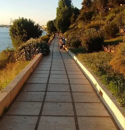 Oda ve Kahvaltı Magnolia Taranto